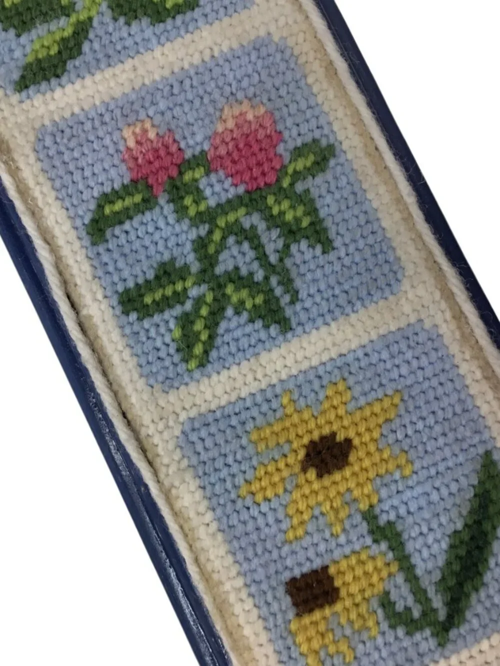 Vtg Finished Framed Needlepoint Wall Mirror Flowers Floral 23 x 16.5 Handmade